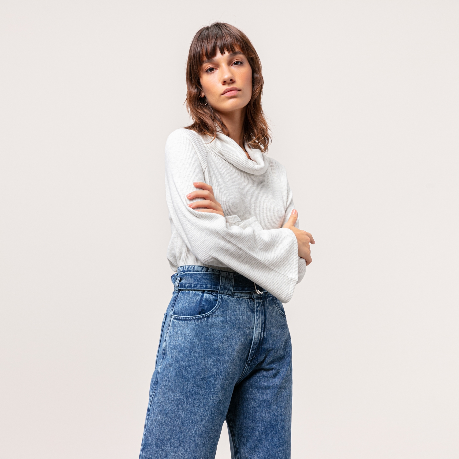 DEGAJE YAKA SWEATSHİRT