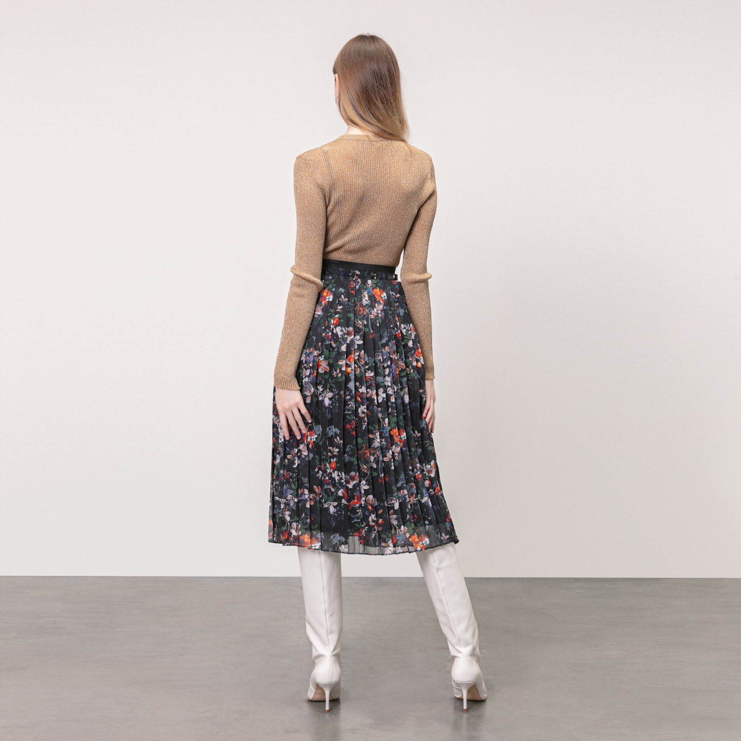 ÇİÇEK DESENLİ PİLELİ MİDİ ETEK