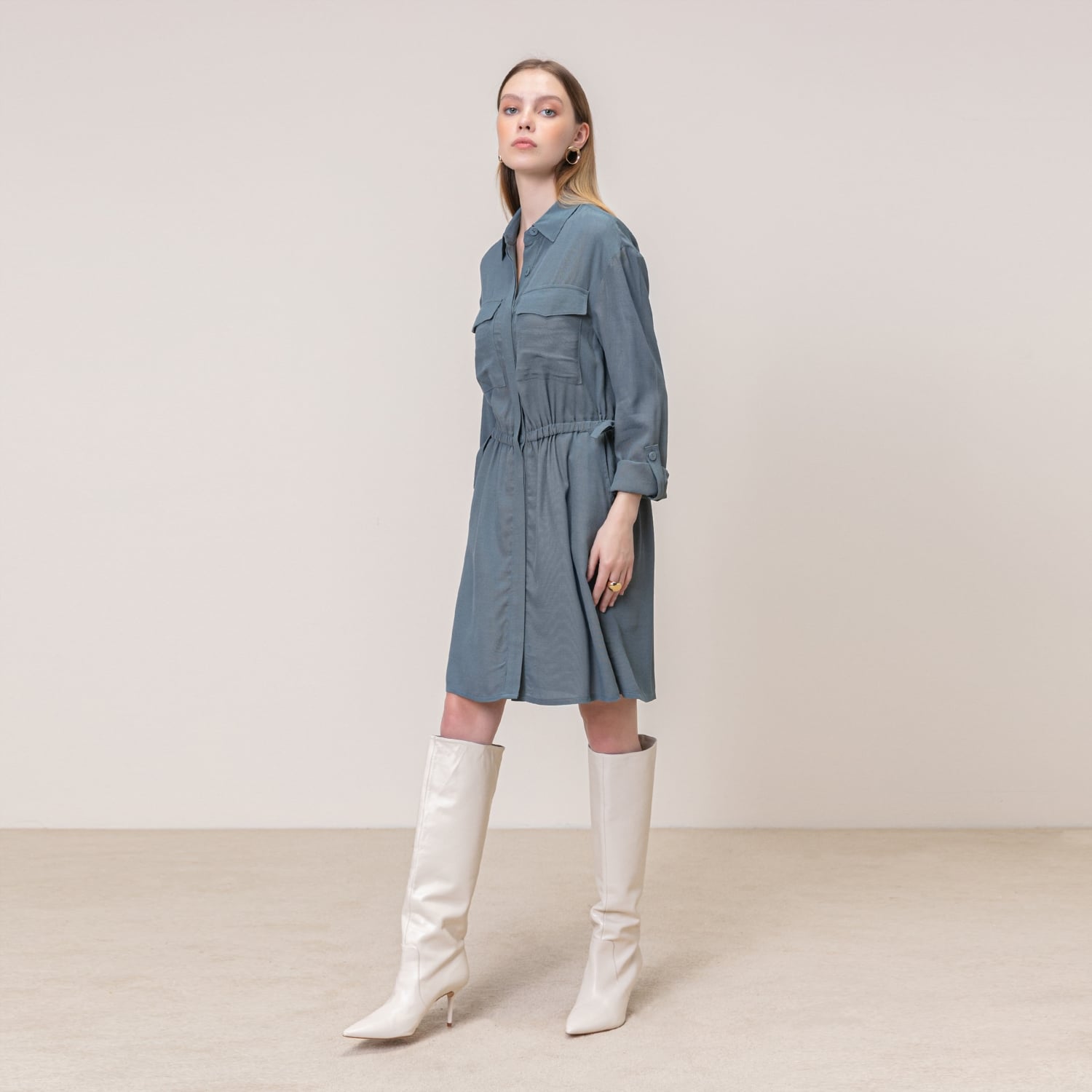 BELİ LASTİKLİ MİNİ GÖMLEK ELBİSE