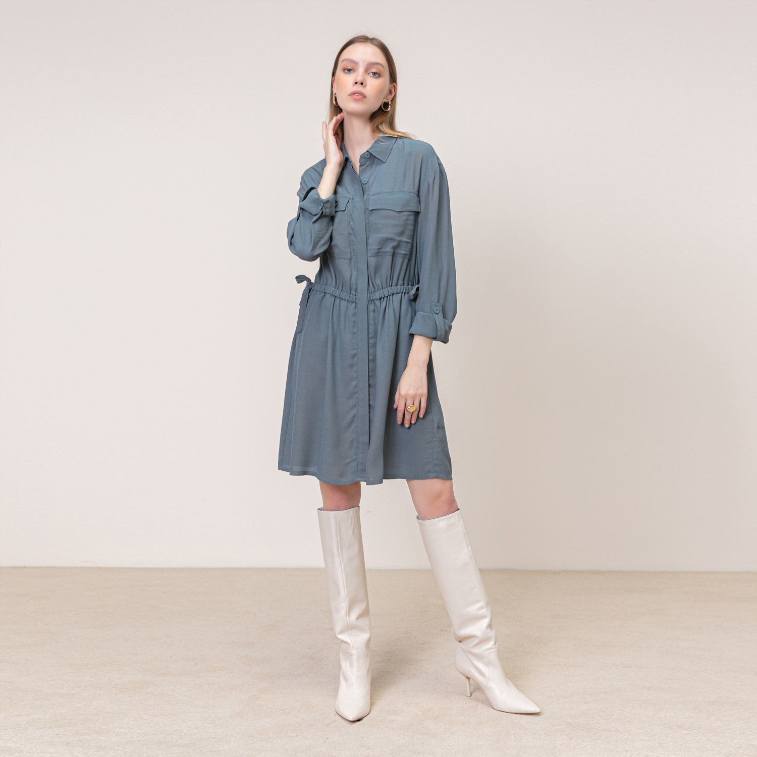 BELİ LASTİKLİ MİNİ GÖMLEK ELBİSE