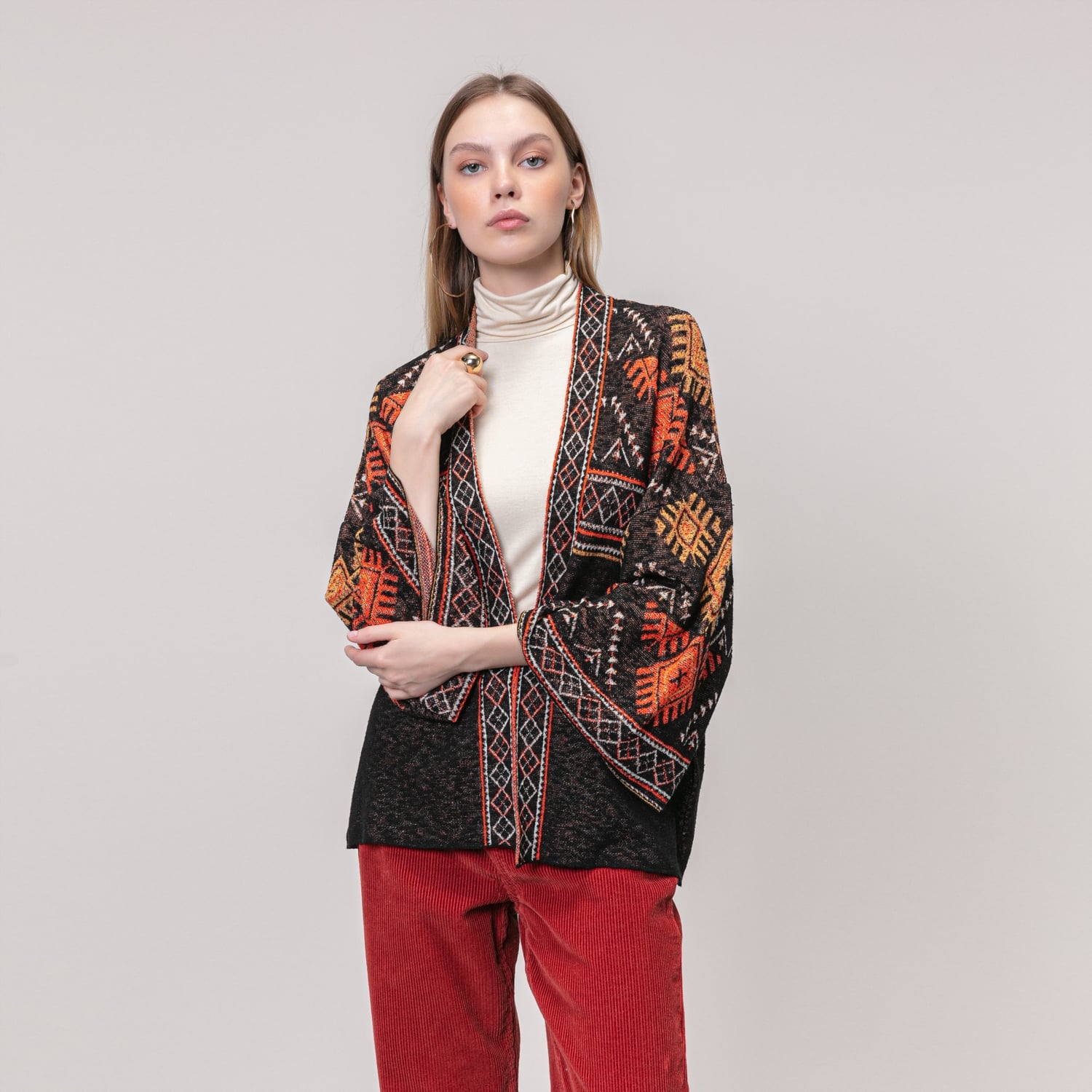 ETNİK DESENLİ PAMUKLU HIRKA