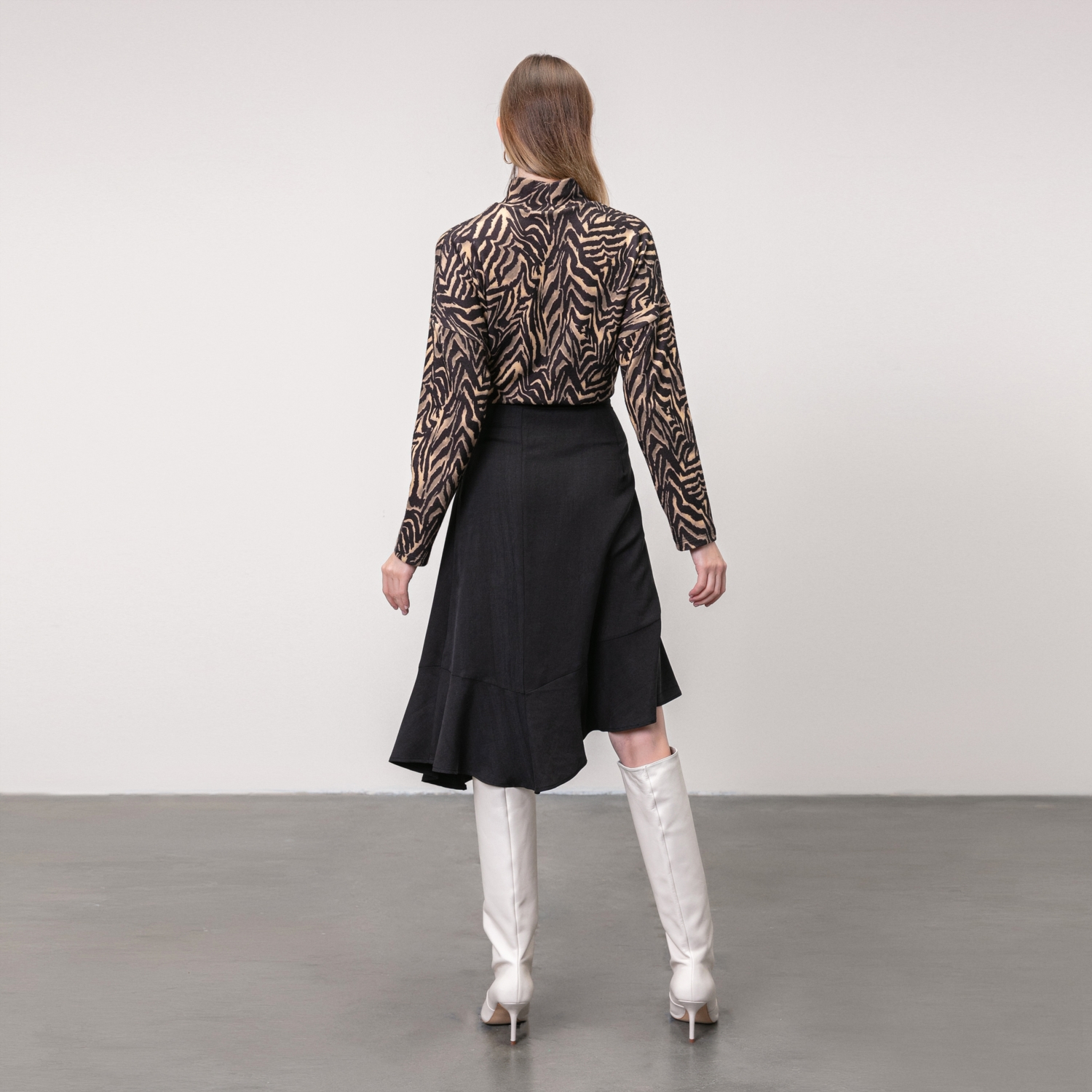 TENCEL TM DÜĞME DETAYLI MİNİ ETEK