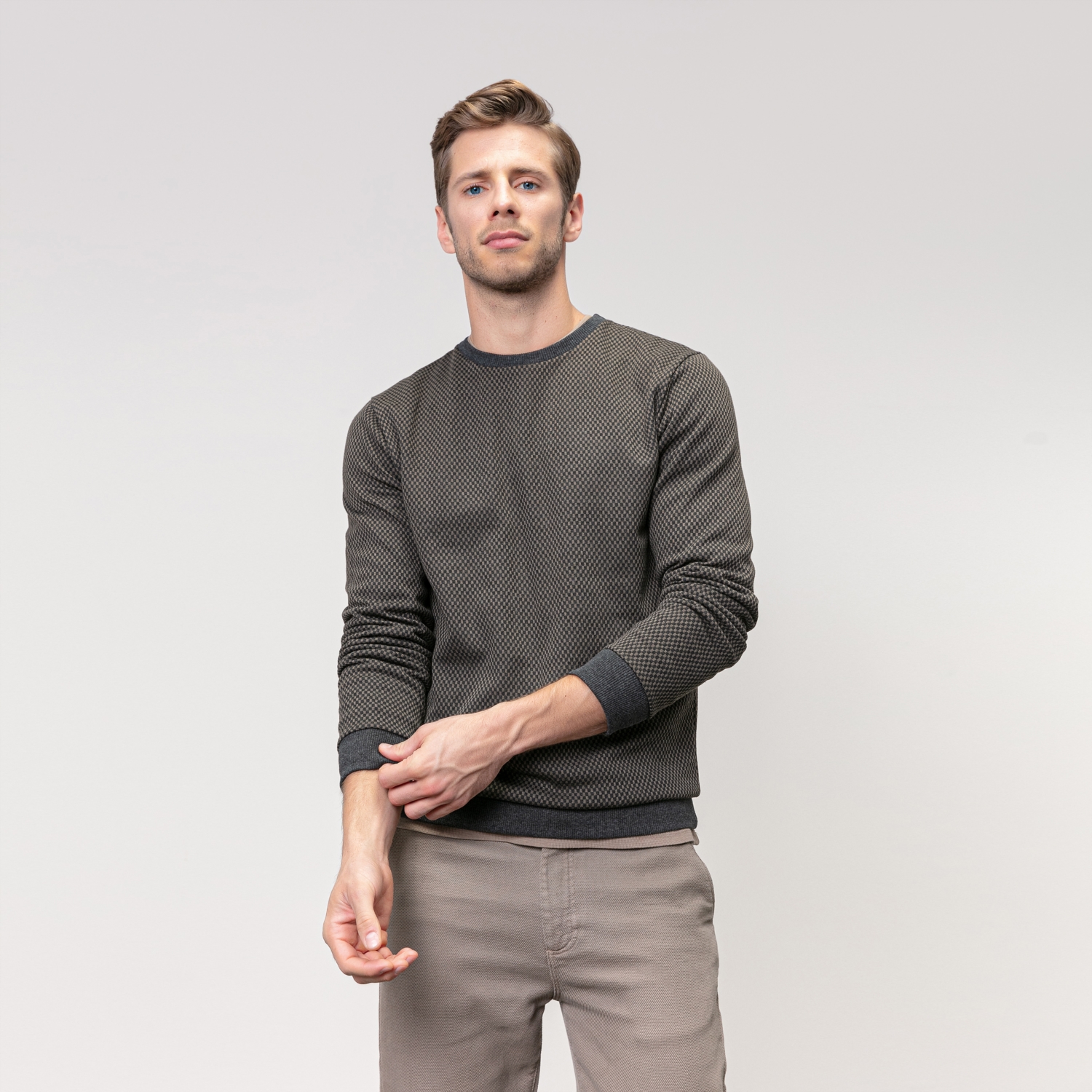 BİSİKLET YAKA SWEATSHIRT