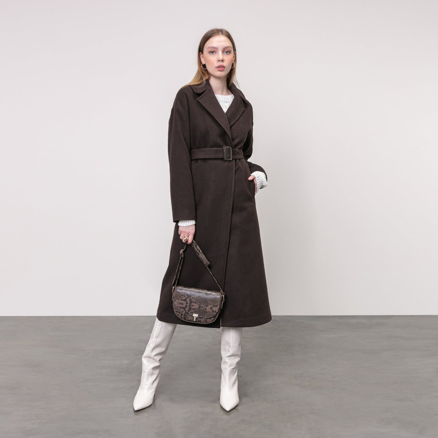 KUŞAKLI KALIN KABAN