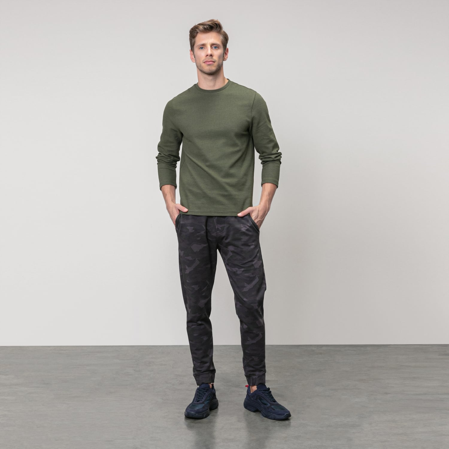 KAMUFLAJ DESENLİ STRAIGHT PAMUKLU PANTOLON