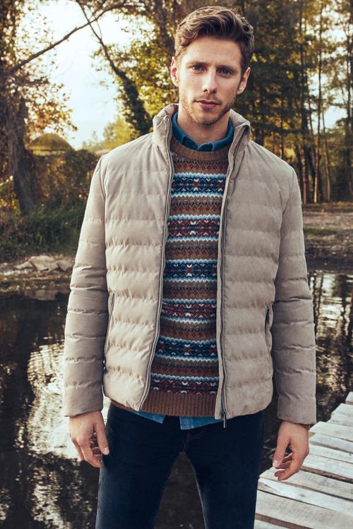  DİK YAKA KAPİTONELİ MONT