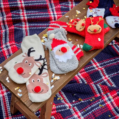  GEYİKLİ YILBAŞI TEMALI ÇORAP