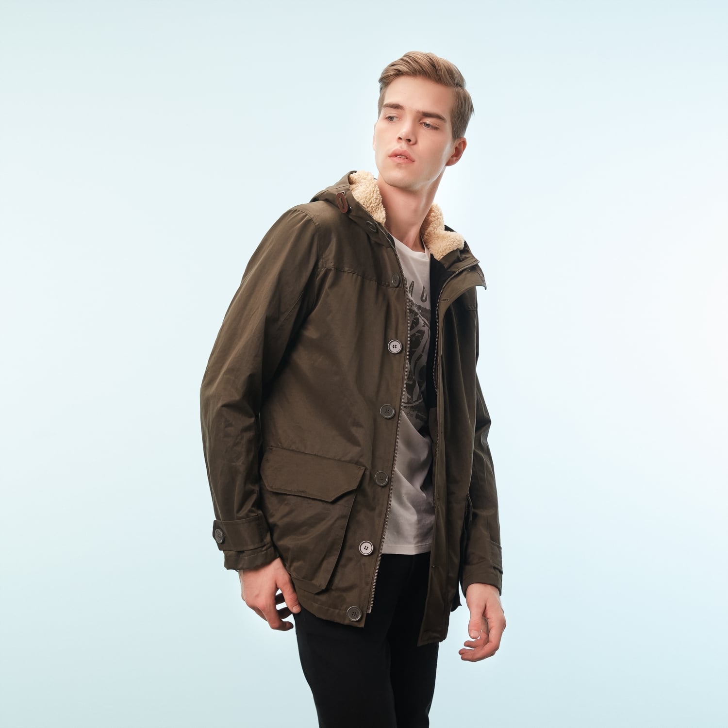 KÜRK DETAYLI KAPÜŞONLU PARKA