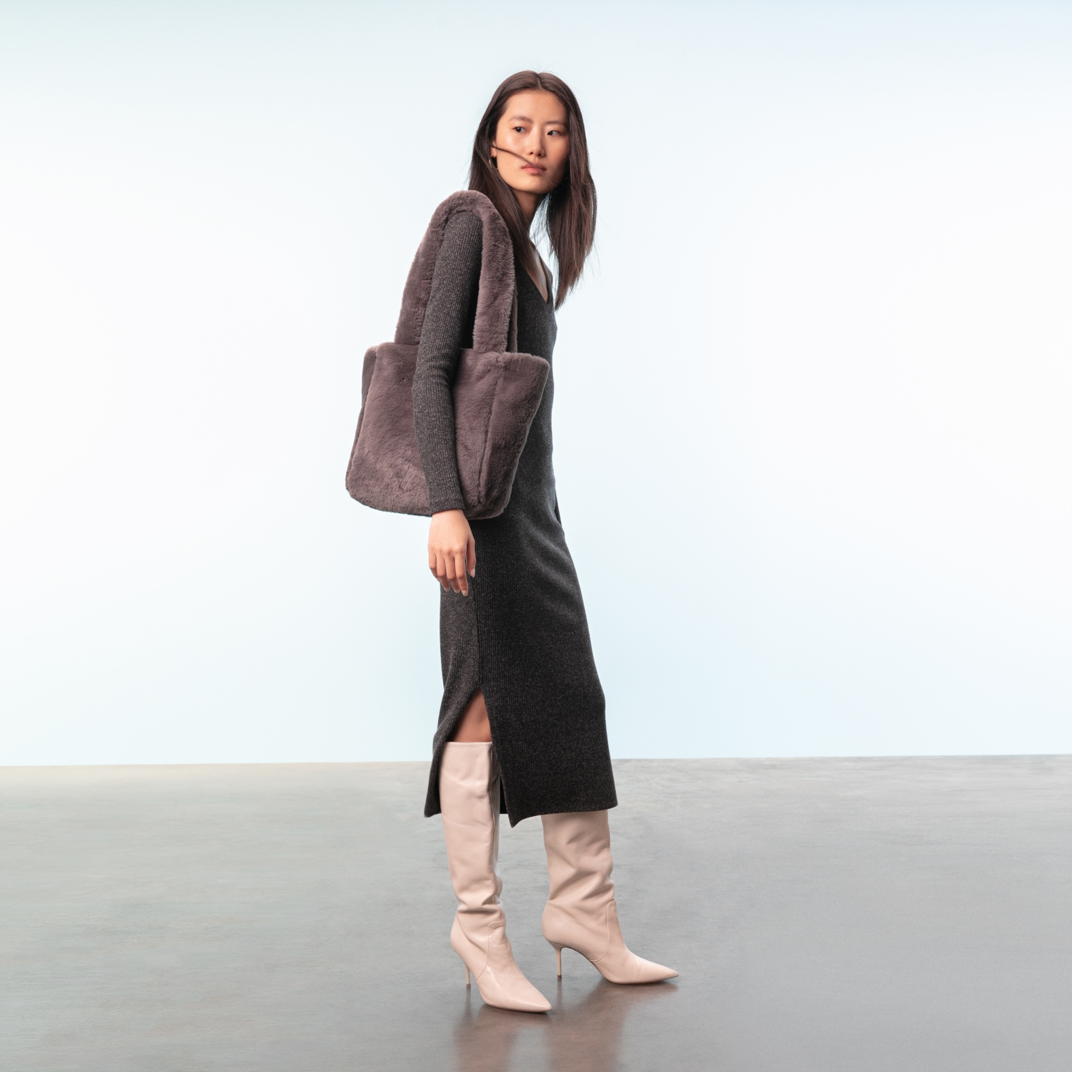 YIRTMAÇLI TRİKO MAXI ELBİSE