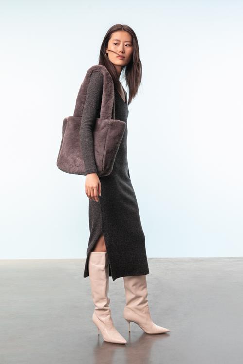  YIRTMAÇLI TRİKO MAXI ELBİSE