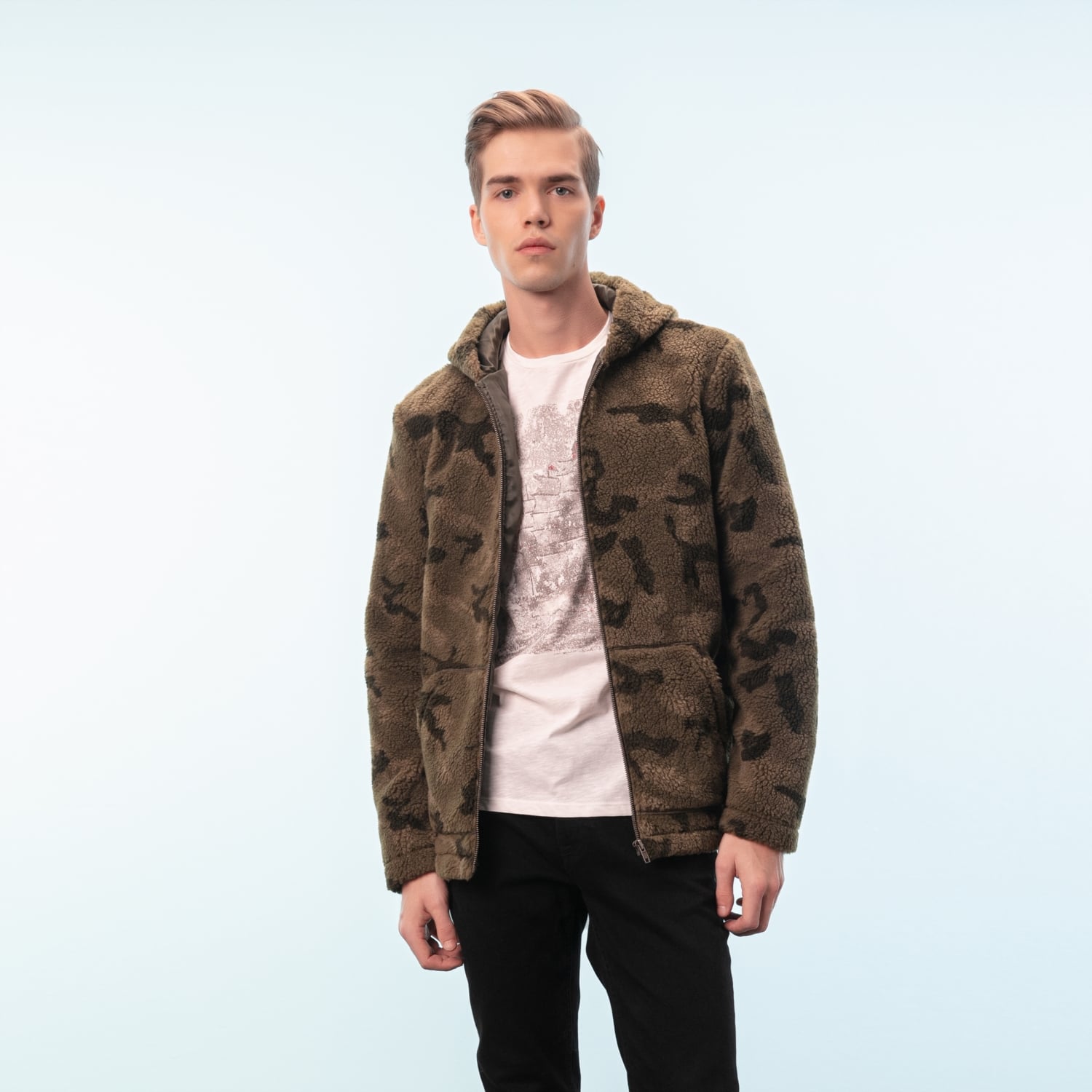 KAMUFLAJ DESENLİ FERMUARLI POLAR CEKET