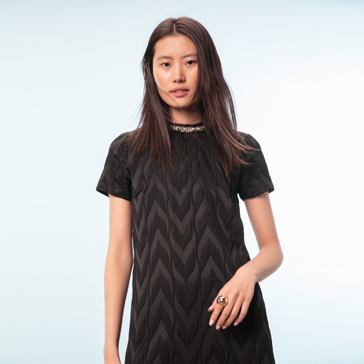 YAKA DETAYLI MİNİ ELBİSE