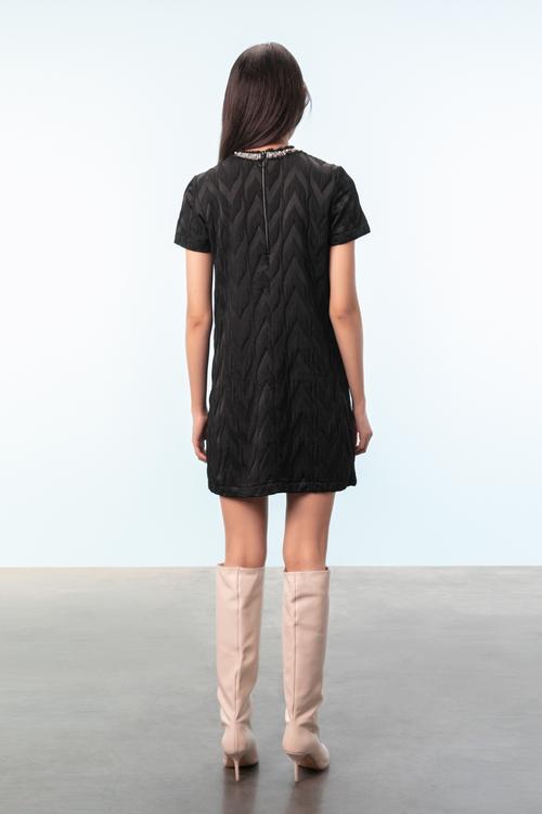  YAKA DETAYLI MİNİ ELBİSE