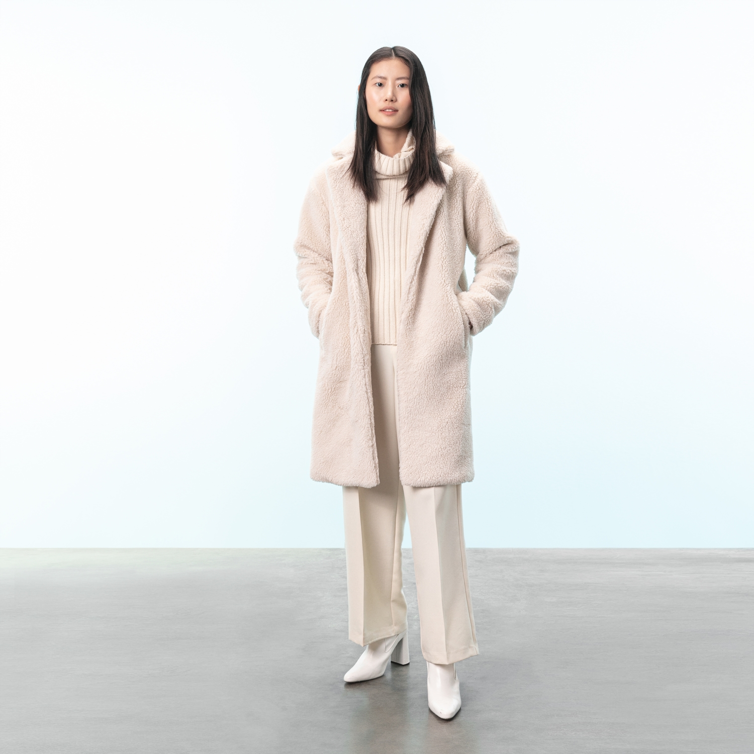 PELUŞ UZUN PALTO