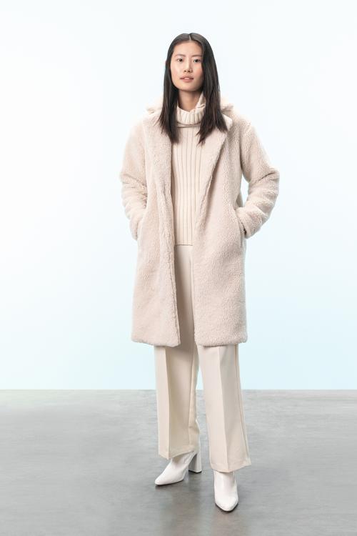  PELUŞ UZUN PALTO