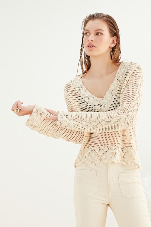  V YAKA DANTELLİ CROP KAZAK