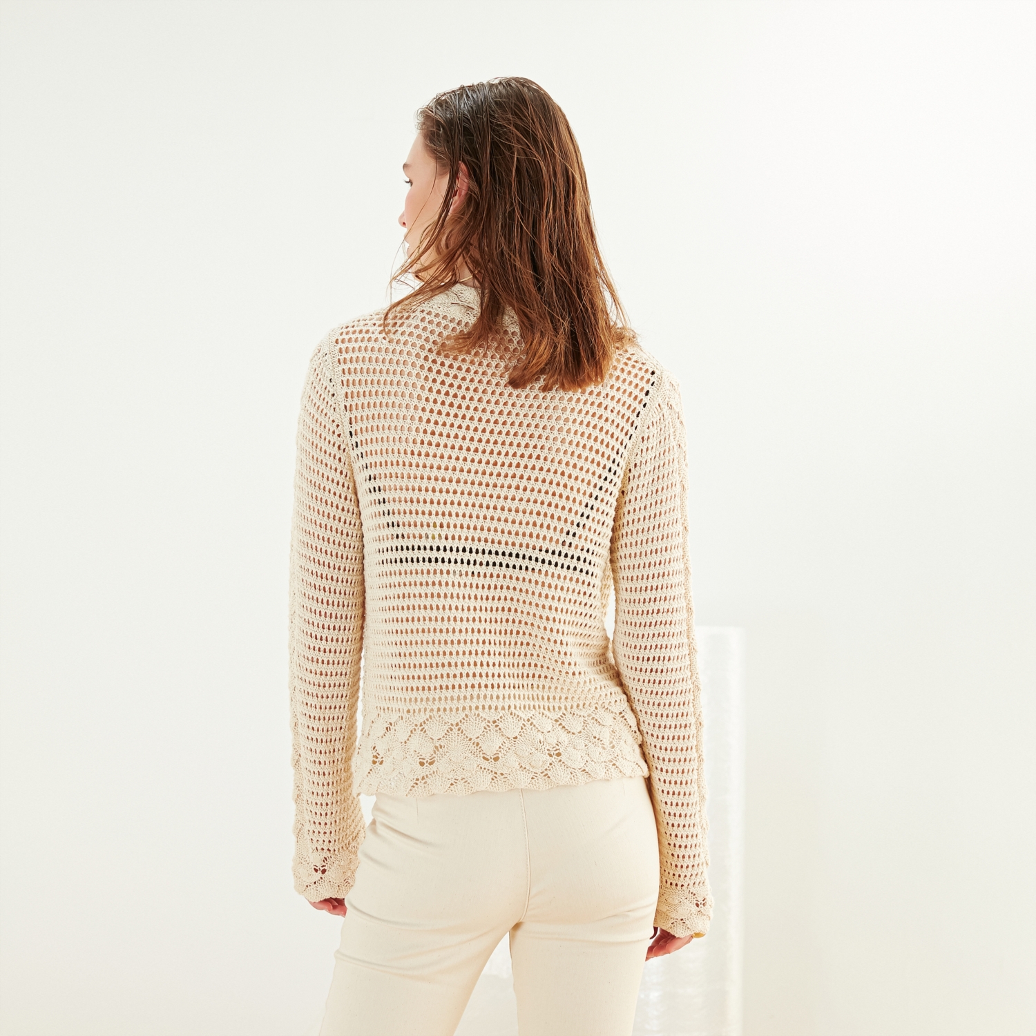 V YAKA DANTELLİ CROP KAZAK