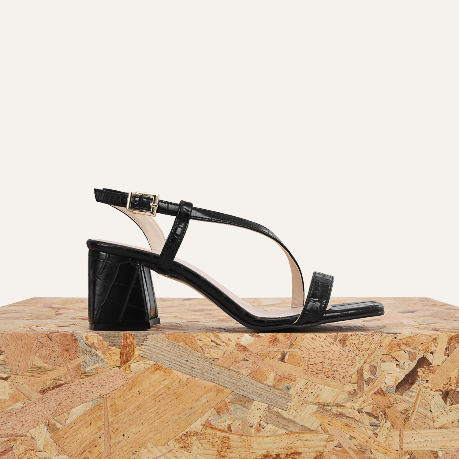 KALIN TOPUKLU İNCE BANTLI AÇIK AYAKKABI