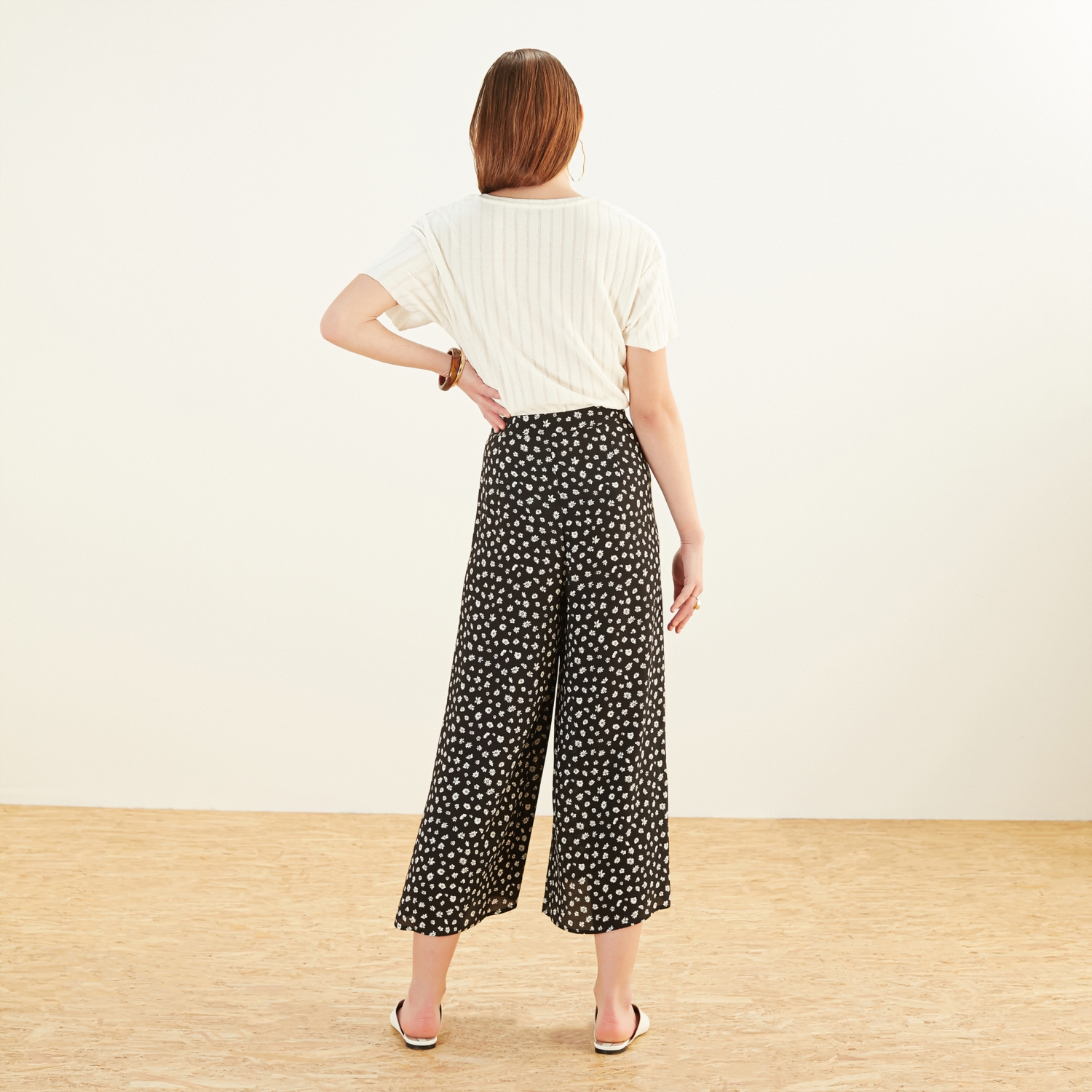 V YAKA KISA KOLLU TRİKO T-SHIRT