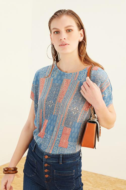  BASKILI DÜŞÜK OMUZ BLUZ