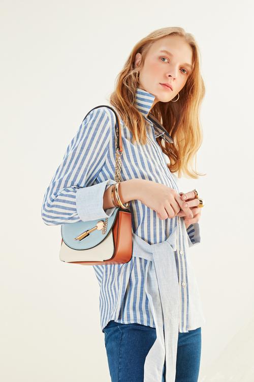  OVERSIZE YANDAN BAĞLAMALI ÇİZGİLİ GÖMLEK