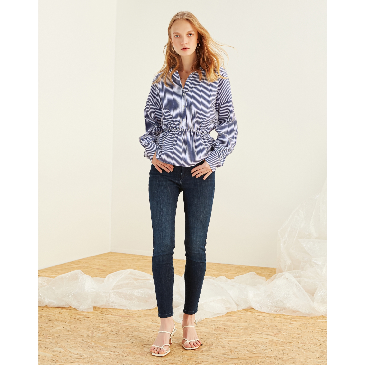 BELİ LASTİKLİ ÇİZGİLİ GÖMLEK