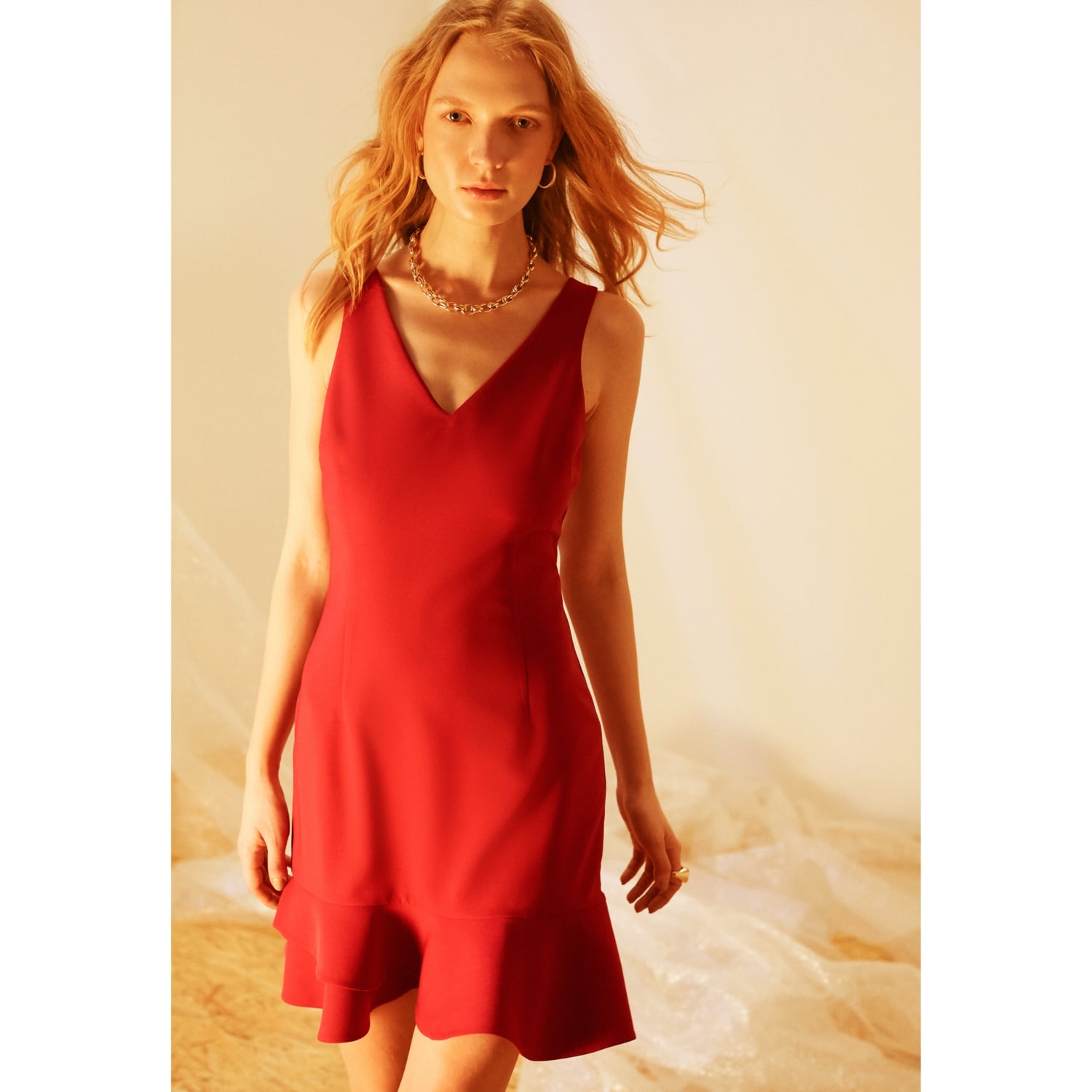 VOLANLI MİNİ ELBİSE