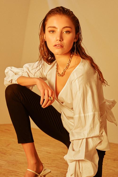  ANVELOP V YAKA PAMUK BLUZ