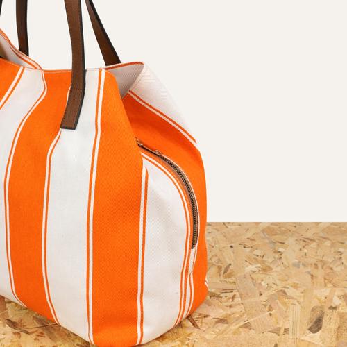  ÇİZGİLİ OMUZ ÇANTASI