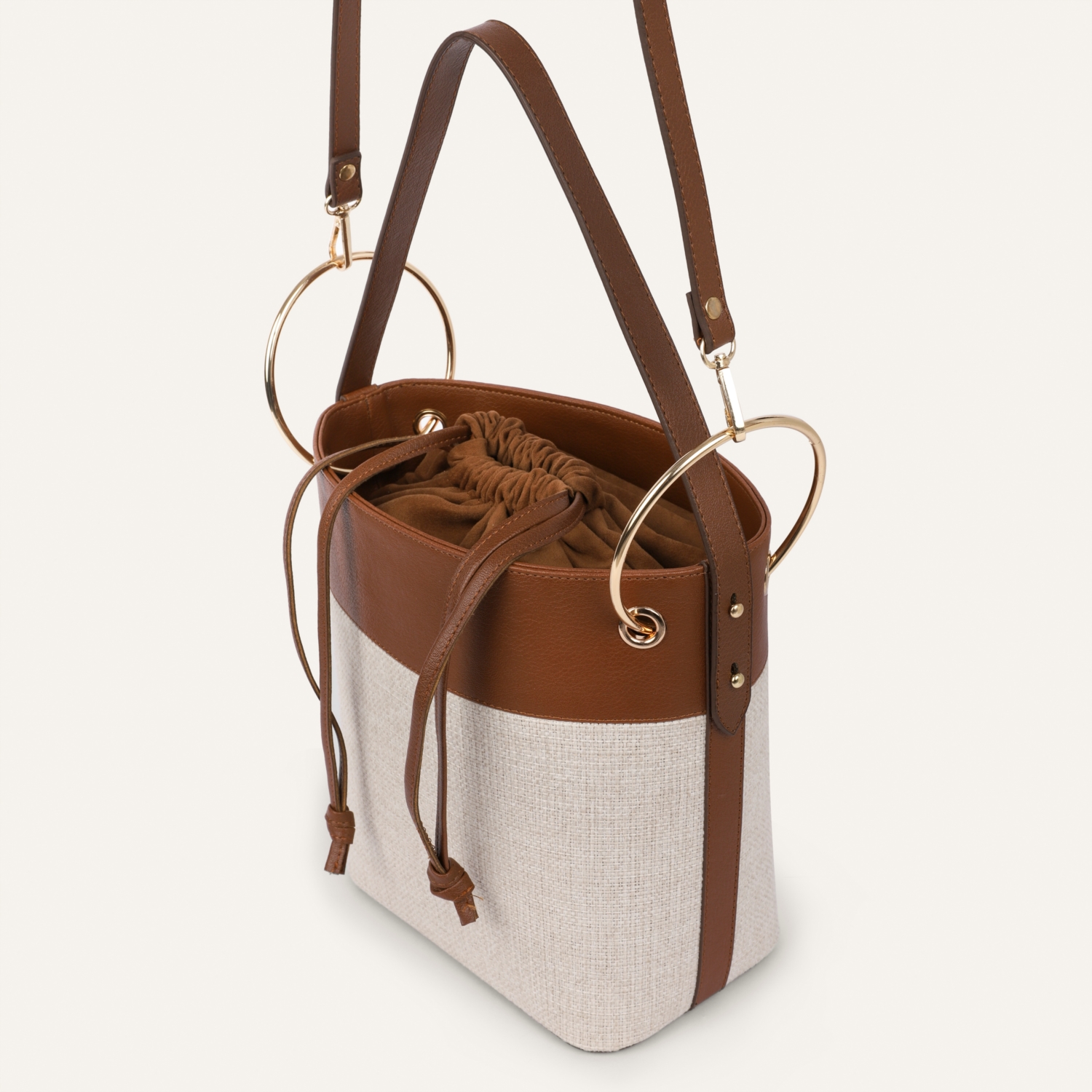 METAL HALKA DETAYLI KETEN ÇAPRAZ ASKILI ÇANTA