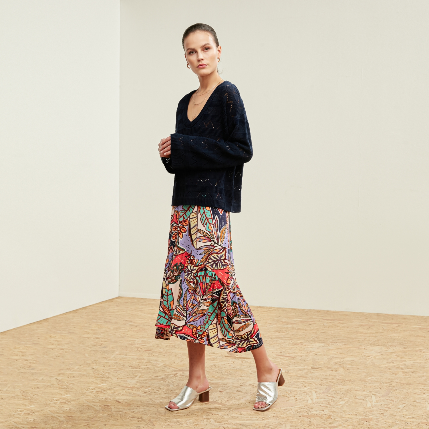 DESENLİ MİDİ ETEK