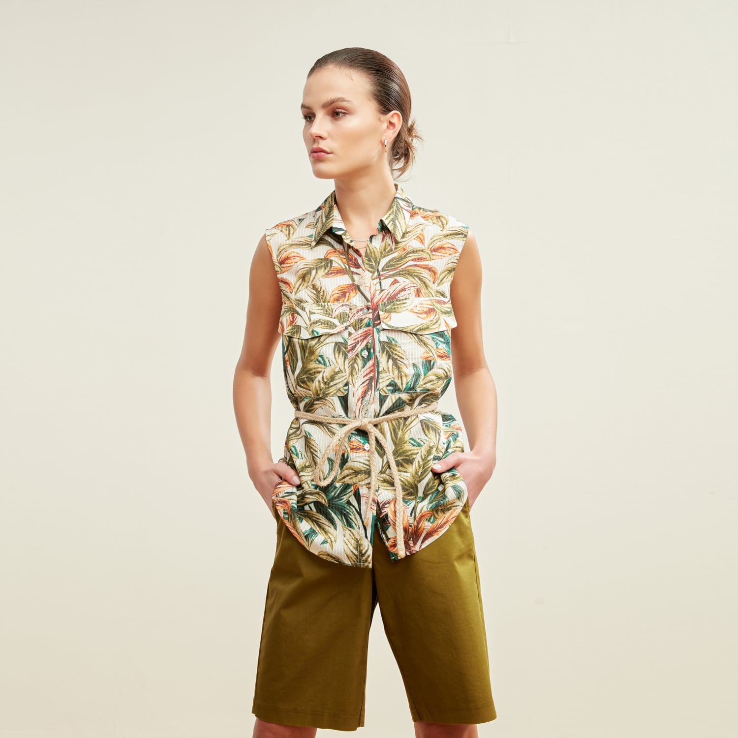 HASIR KEMER DETAYLI FLORAL GÖMLEK