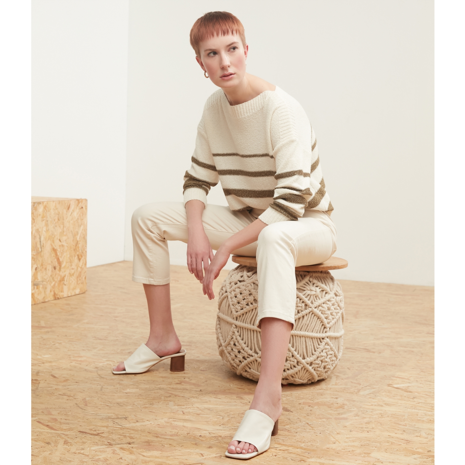 KAYIK YAKA ÇİZGİLİ TRİKO KAZAK