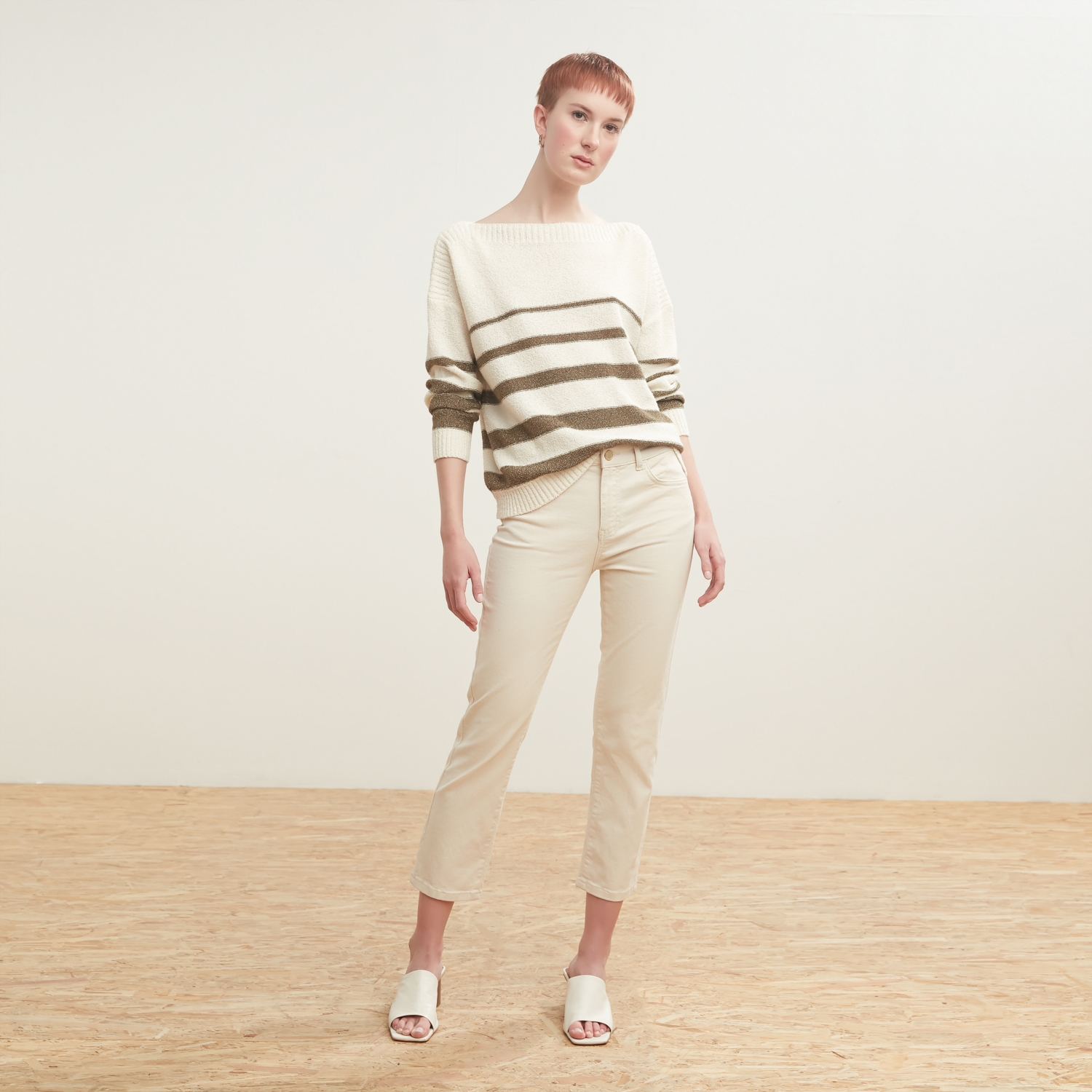 KAYIK YAKA ÇİZGİLİ TRİKO KAZAK