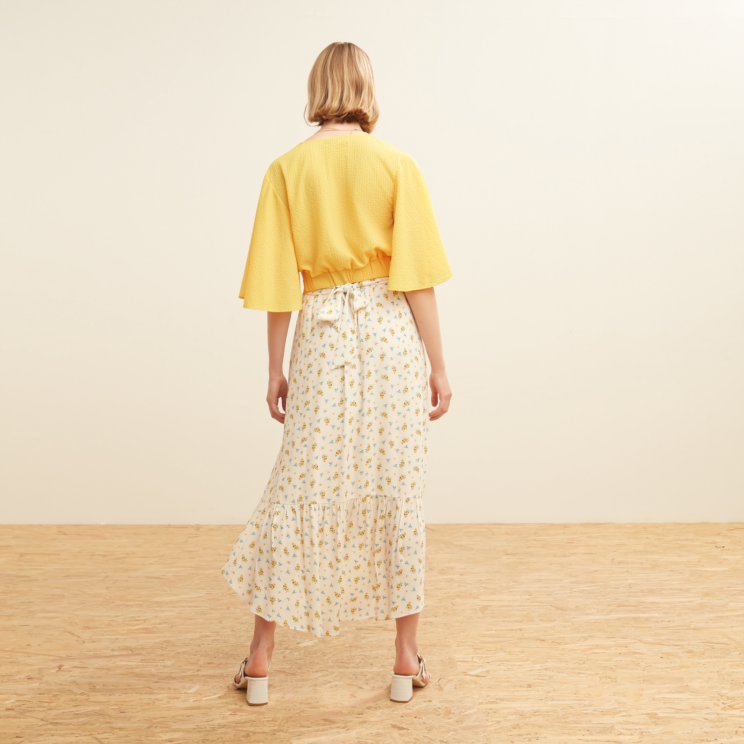 KUŞAKLI MİDİ ETEK