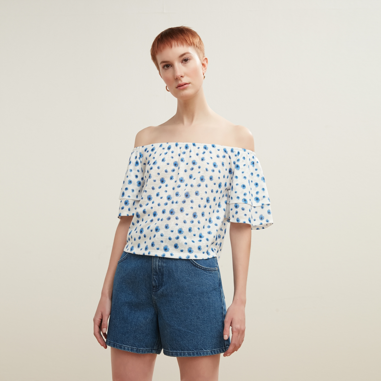 DÜŞÜK YAKALI BLUZ