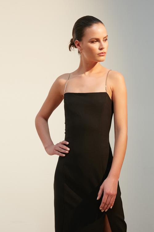  ZİNCİR DETAYLI MİDİ ELBİSE