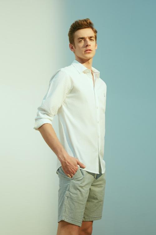  NAKIŞLI REGULAR KESİM PAMUK GÖMLEK