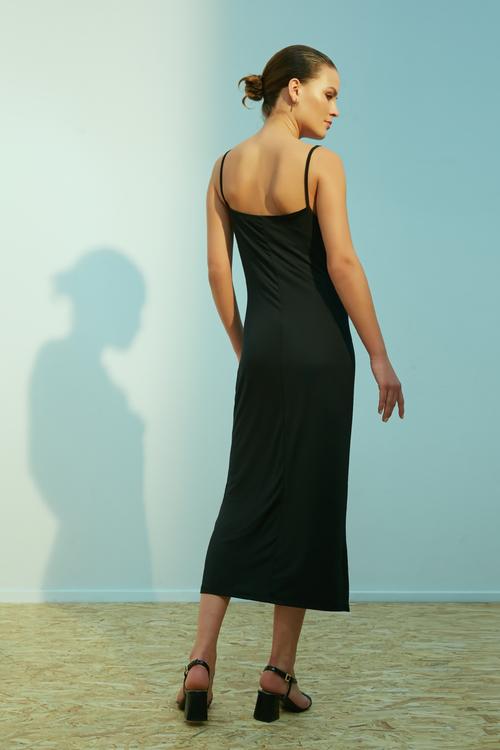  DEGAJE YAKA MİDİ ELBİSE