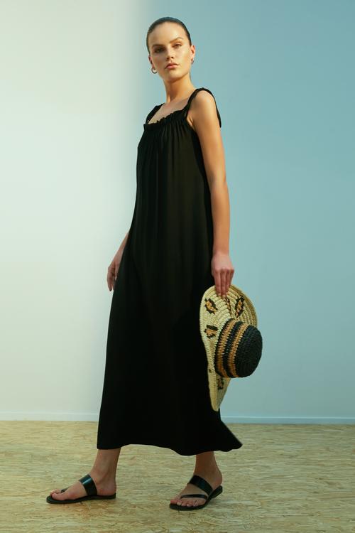  İP ASKILI MAXİ ELBİSE