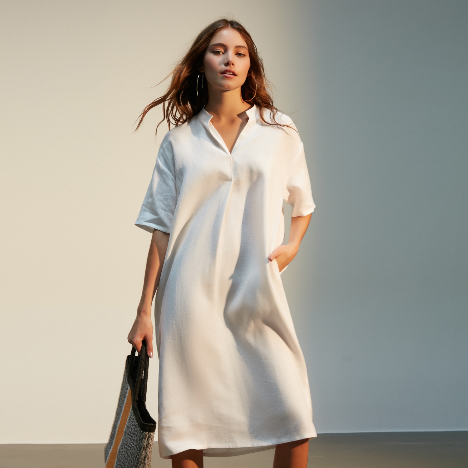 V YAKA OVERSIZE MİDİ KETEN ELBİSE