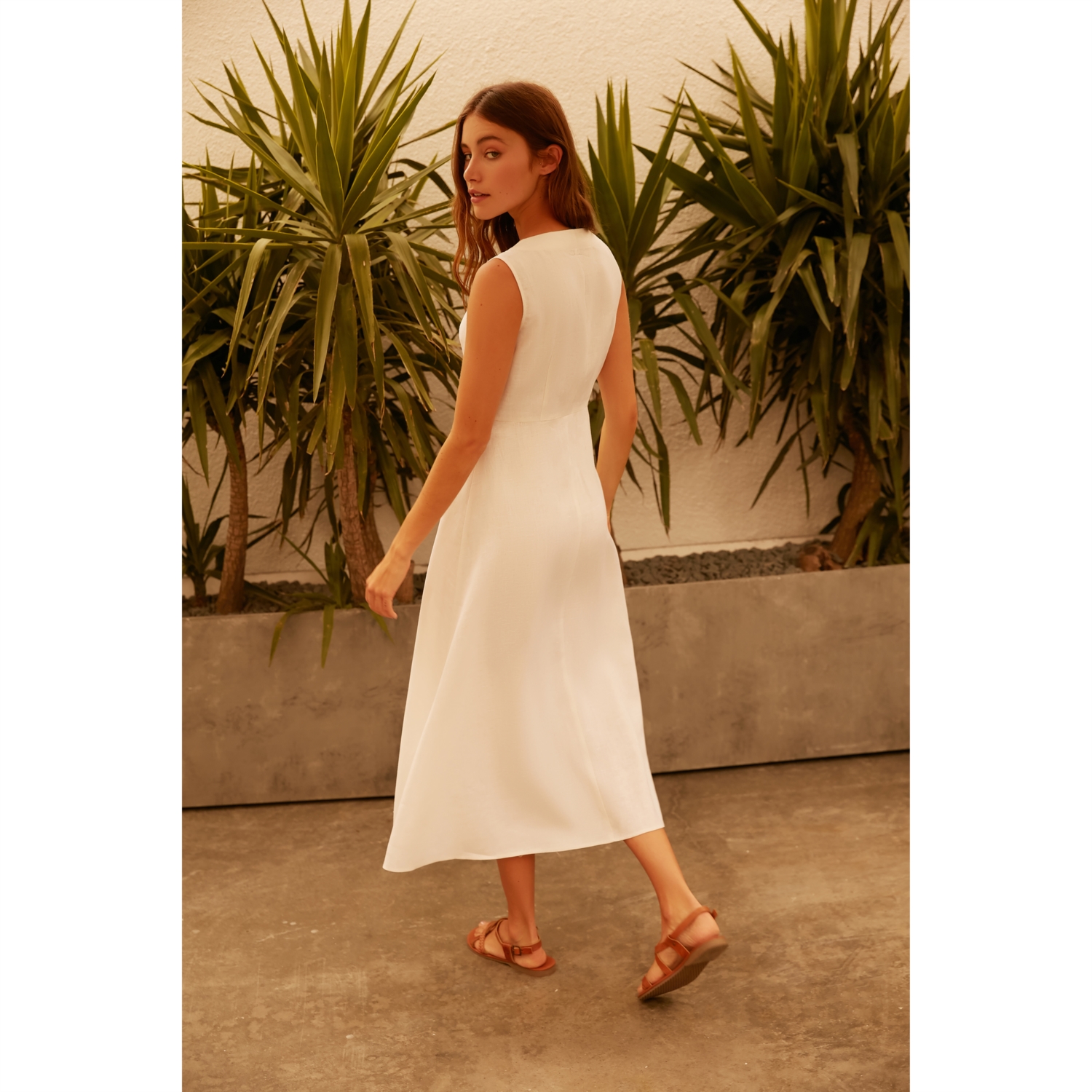 DÜĞMELİ MİDİ KETEN ELBİSE