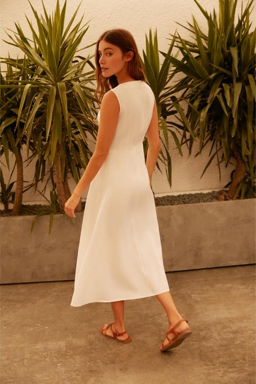  DÜĞMELİ MİDİ KETEN ELBİSE