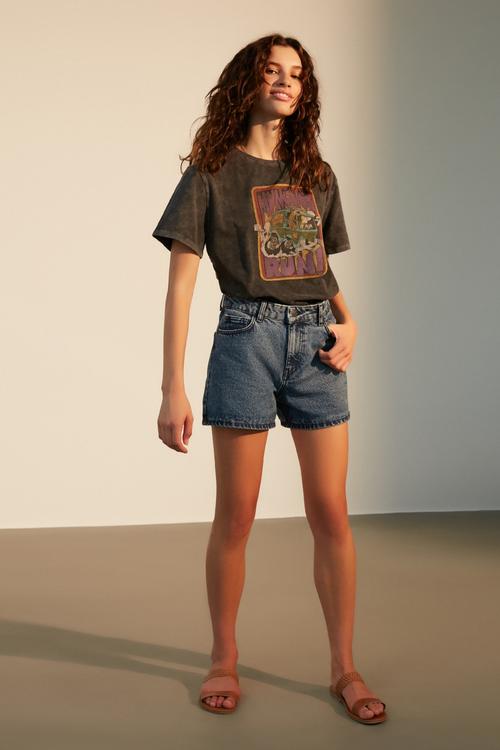  SCOOBY-DOO BASKILI LİSANSLI T-SHİRT