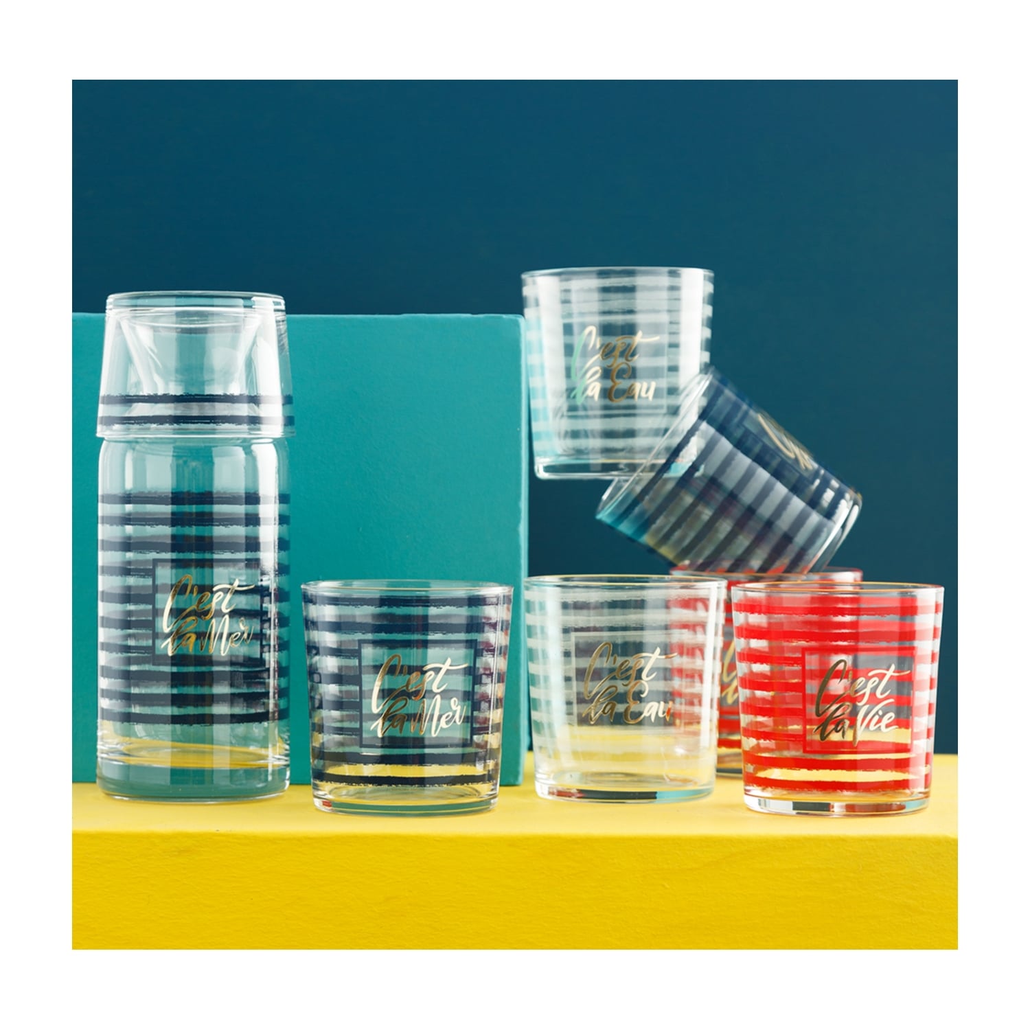 C'EST LA VİE KIRMIZI BARDAK 300ML