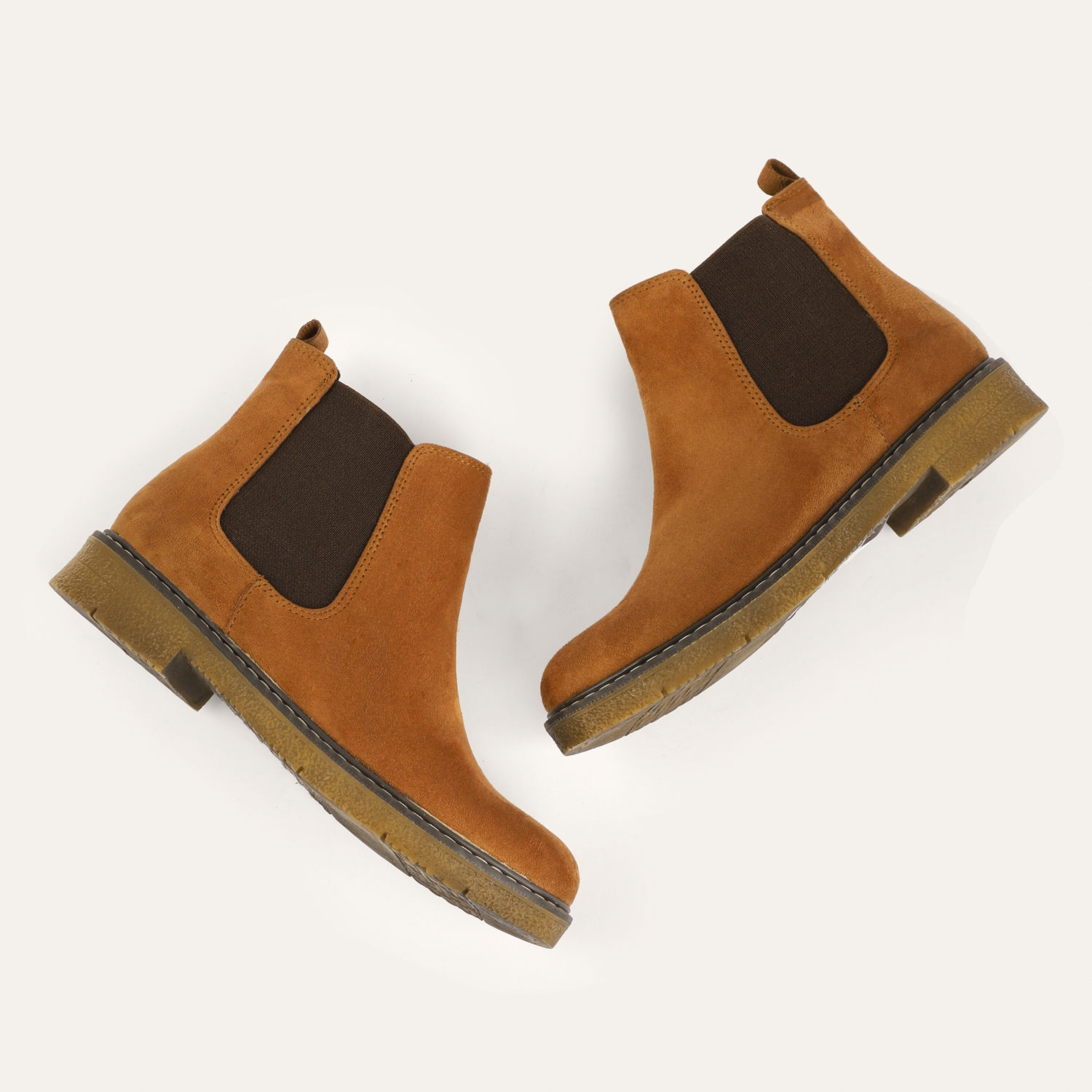 SÜET GÖRÜNÜMLÜ BOT