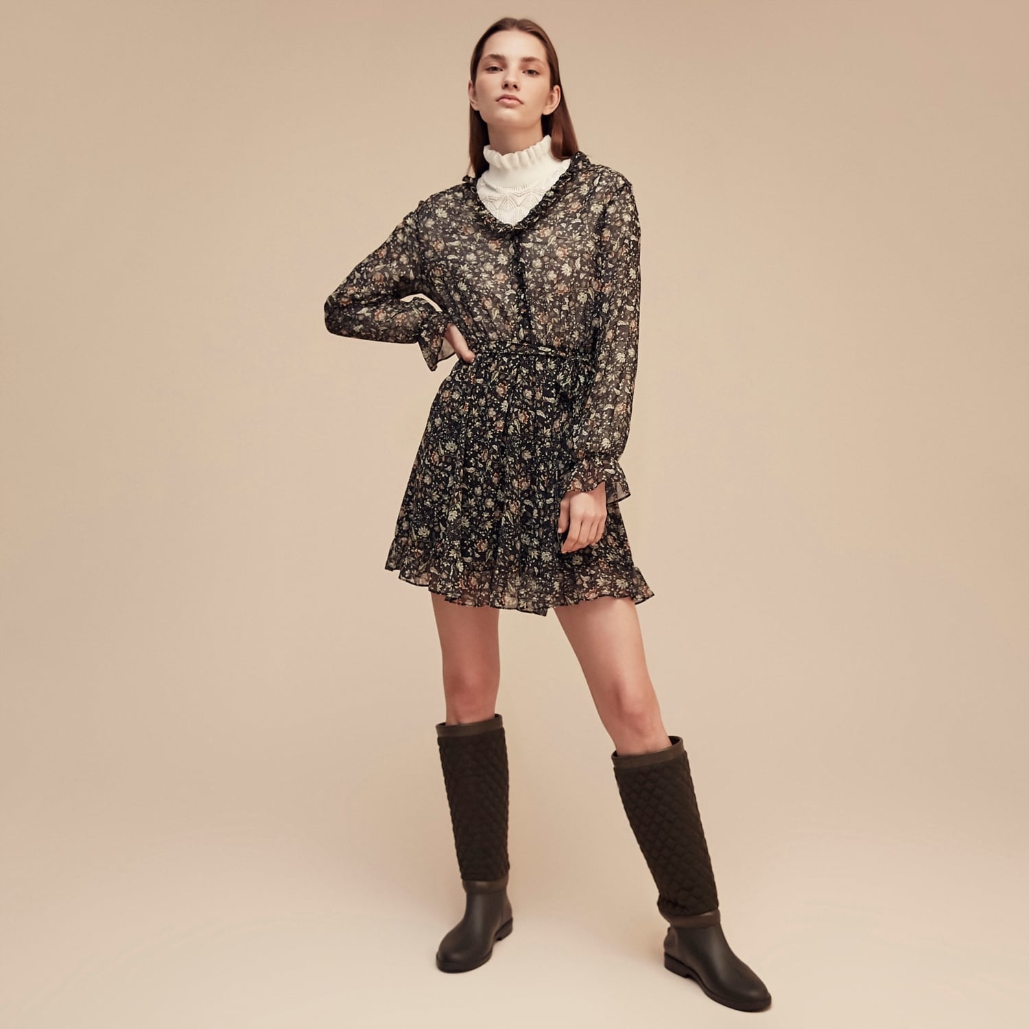 DESENLİ ŞİFON MİDİ ELBİSE