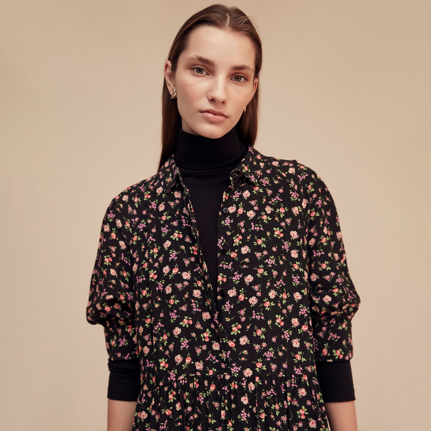 KARPUZ KOL ÇİÇEK DESENLİ MİDİ ELBİSE