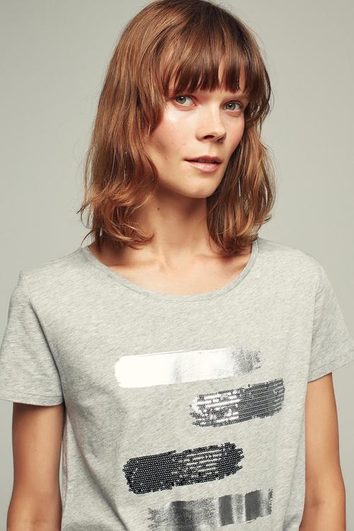  BİSİKLET YAKA PARLAK BASKILI PAMUK T-SHIRT