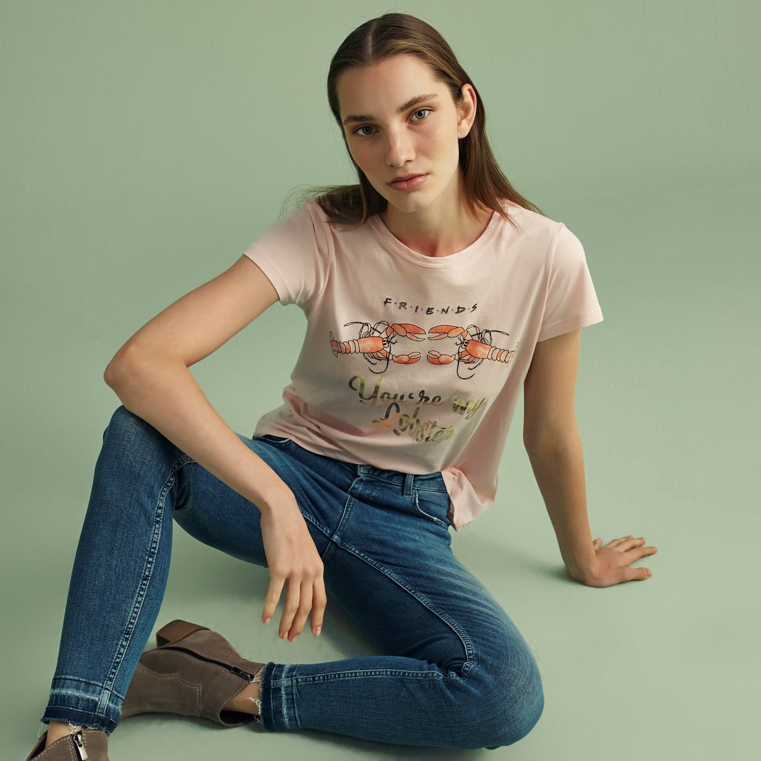 FRIENDS BASKILI LİSANSLI T-SHIRT